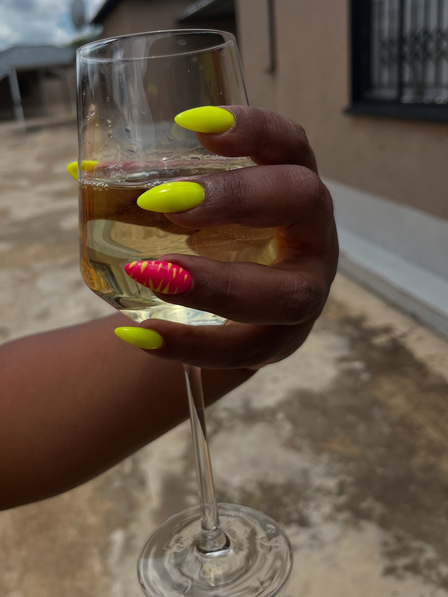 Neon yellow and pink flame nails